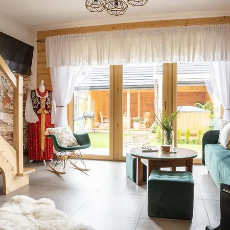 Goralki Chalet